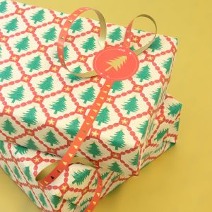 Cadeaupapier kerstboom rode ruit (HOP) 1
