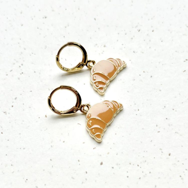 Oorbellen croissant, Illu-ster